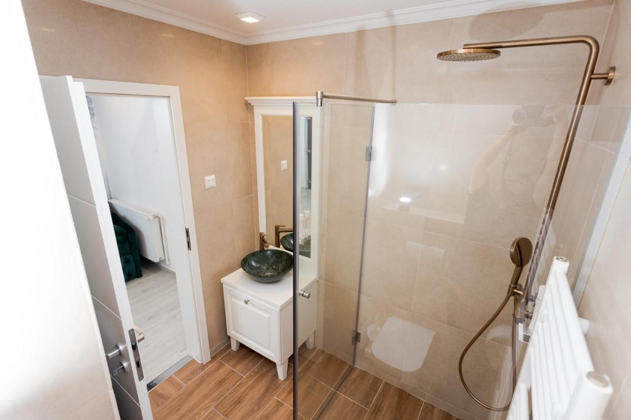 Apartament Carolyne Bistriţa 외부 사진